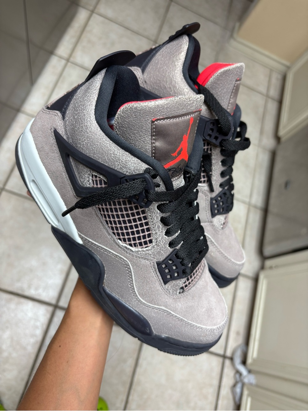 Jordan 4’s Taupe Haze